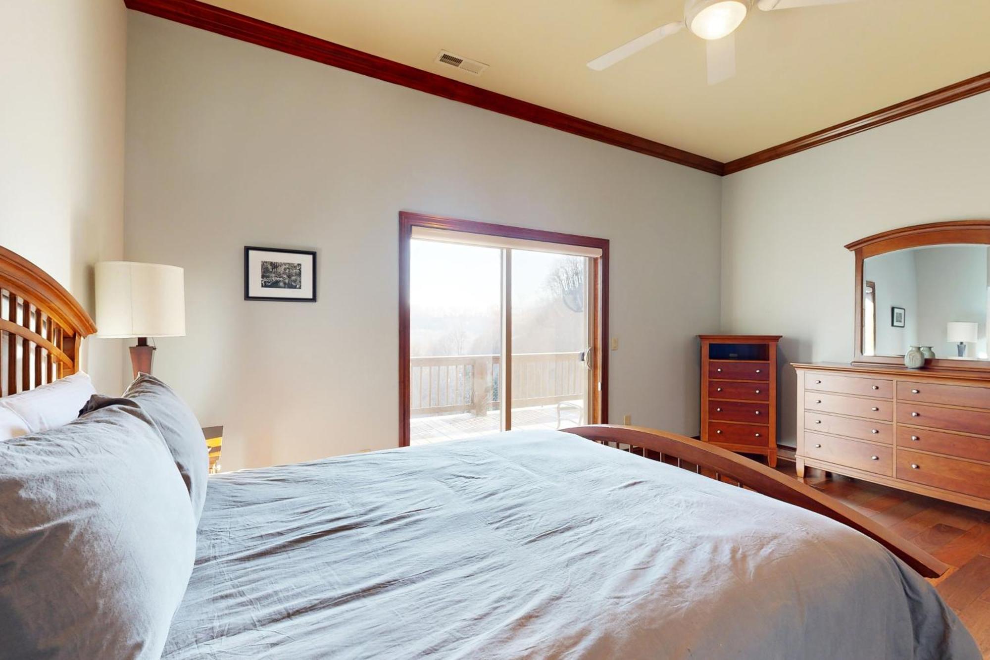 Smoky Mountain Escape Apartamento Whittier Exterior foto